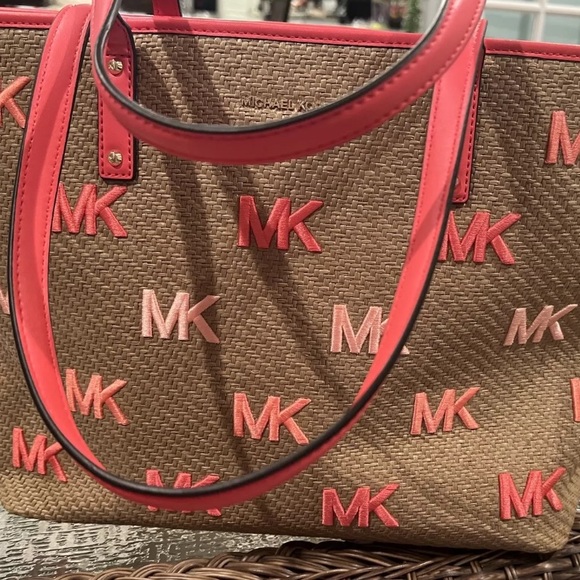 Michael Kors Carter Bag Large Tote in Dahlia Orange and Brown $258 - Picture 6 of 10